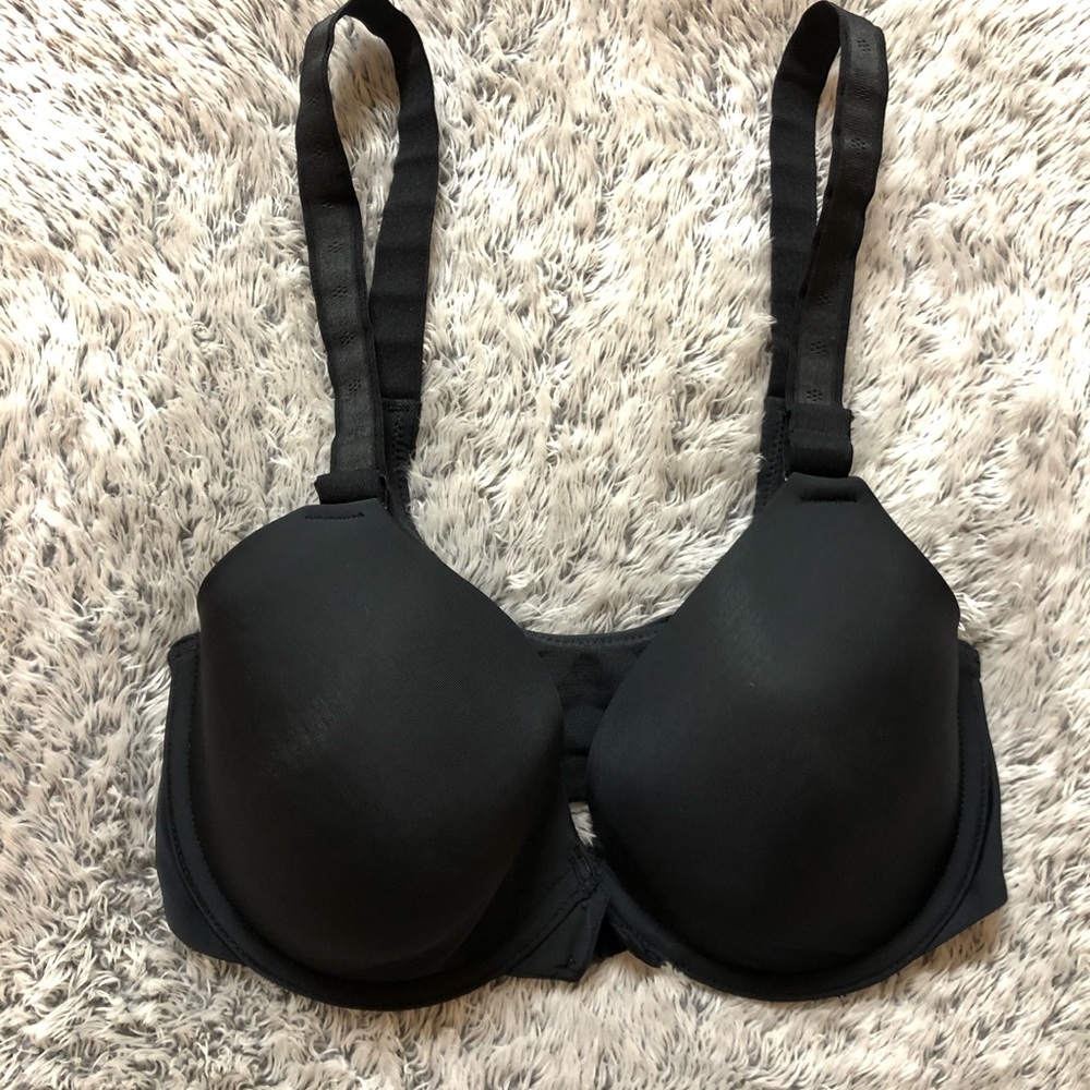 Felina front clasp bra! Size 32 DD